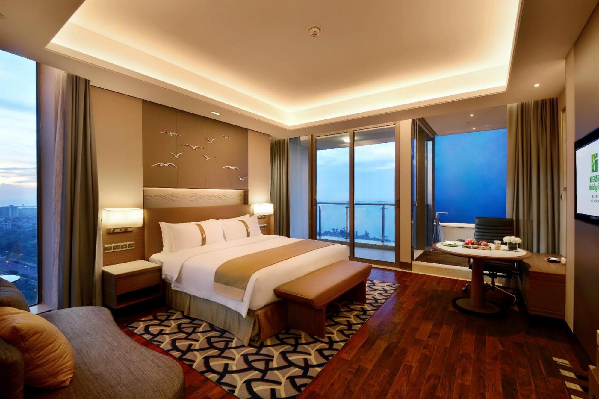 Holiday Inn Haikou West Coast By Ihg Exteriör bild